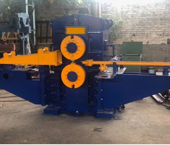 Continuous Shears with inbuilt servo motor shifting mechanism